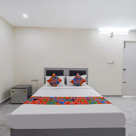 Ivory Pearl Hotel Бангалор Екстериор снимка